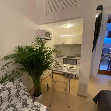 Apartment Navona Domitia Rome