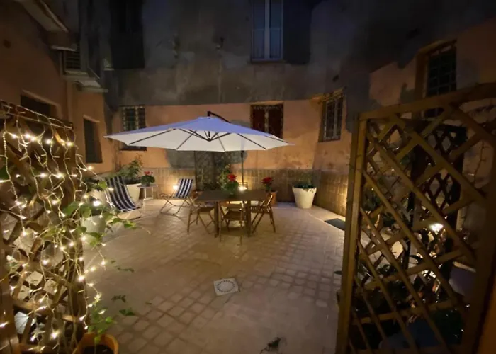 Navona Domitia Apartment *