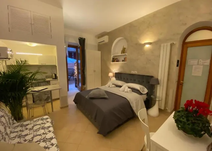 Apartment Navona Domitia Rom