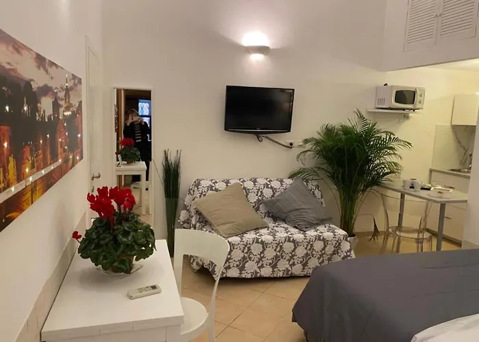 Navona Domitia Apartment *