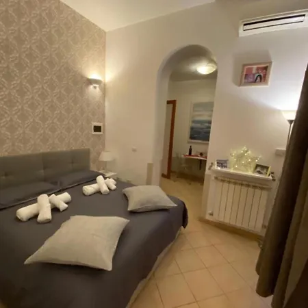Navona Domitia Apartman *